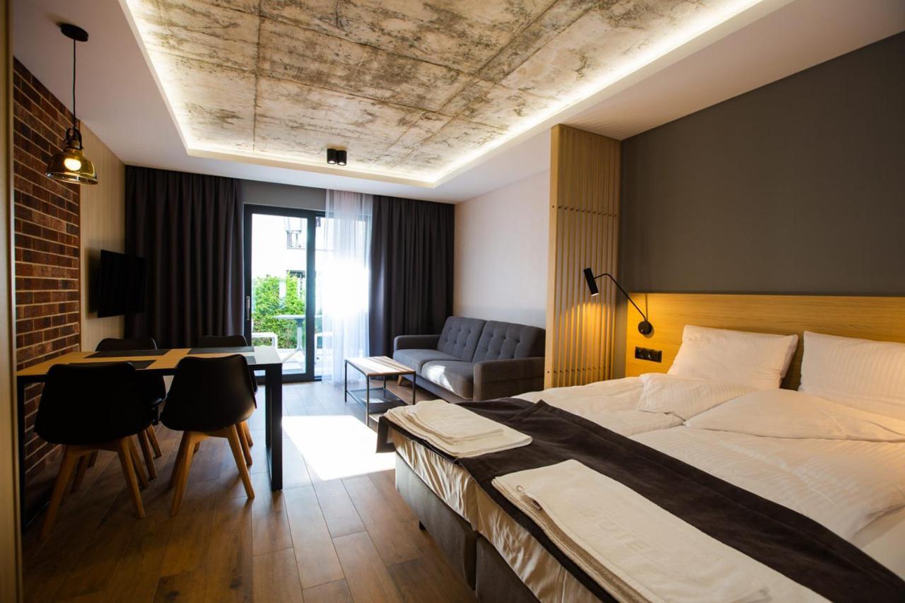 Apartamenty Posejdon Łazy Exteriör bild
